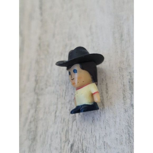 AMC 2013 mini Carl Walking Dead toy chibi - Picture 2 of 3